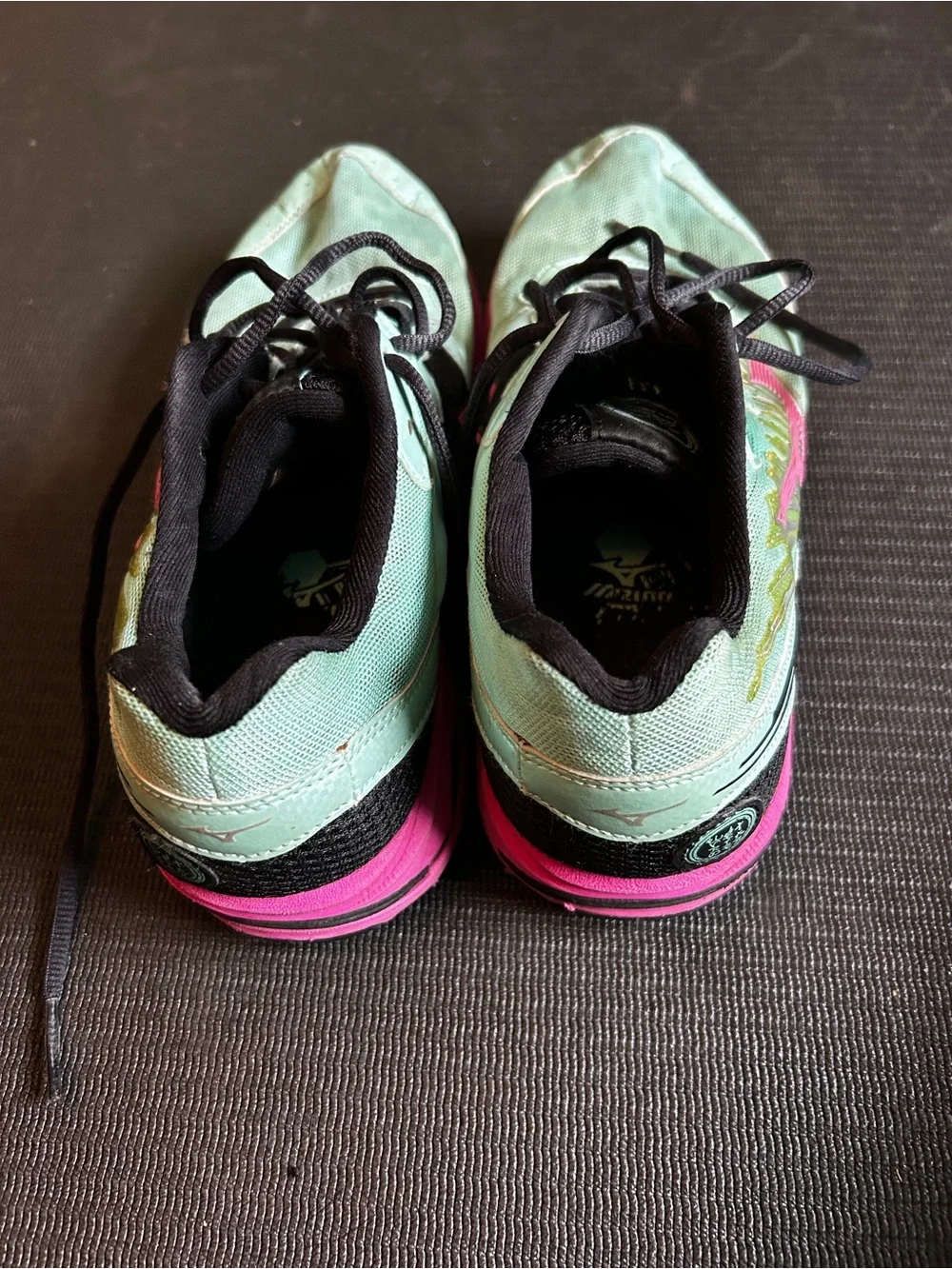 Mizuno Wave Rider 16 Women’s 8.5 Running Shoes Aqua Pink
